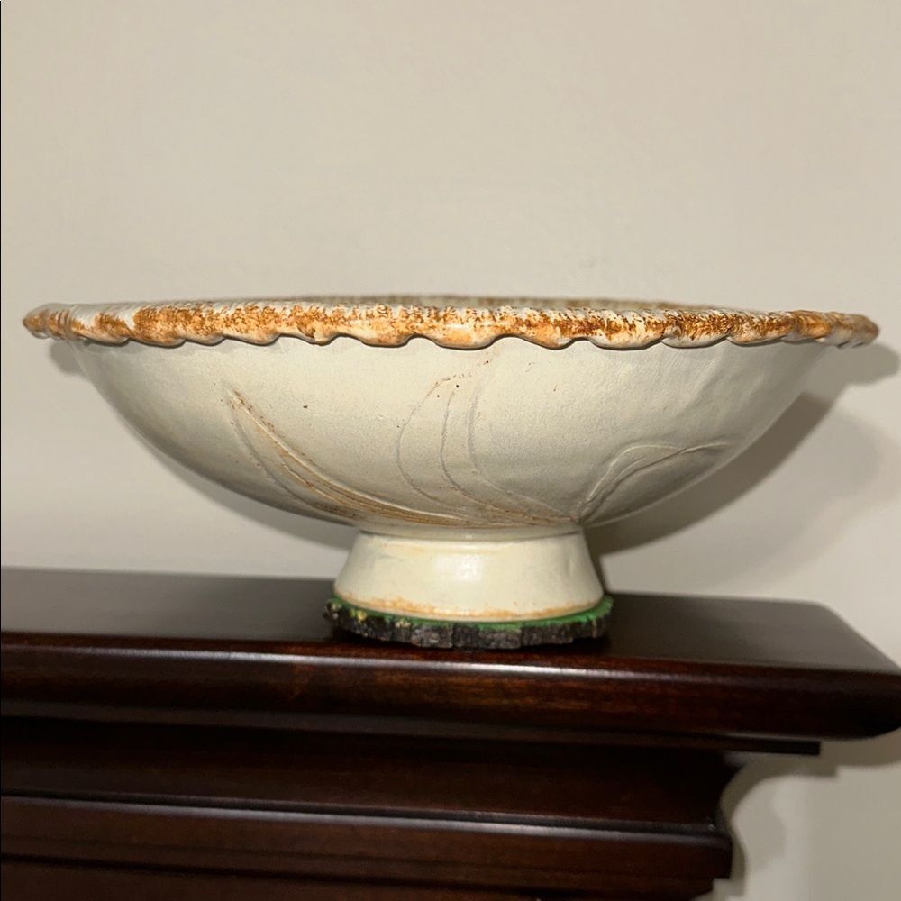 Vintage Hand Made Pottery Bowl Ivory Wheat Leaves